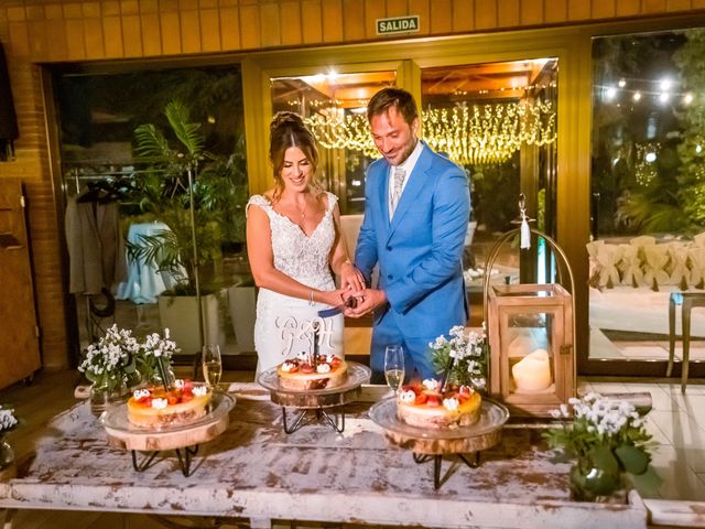 La boda de Helio y Gabriela en Sant Vicenç De Montalt, Barcelona 61