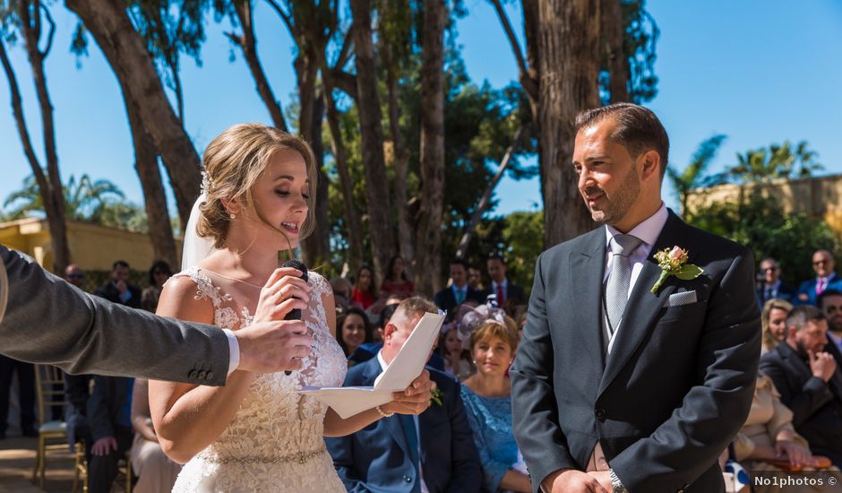 La boda de David y Iryna en Alacant/alicante, Alicante