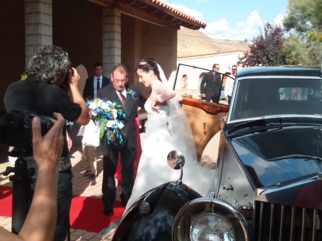 La boda de Rubén y Raquel en Ardoncino, León 5