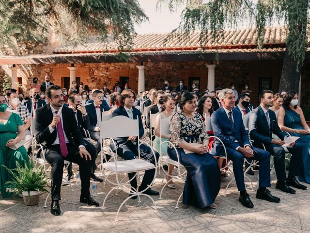 La boda de Jesús y Vanesa en Ballesteros De Calatrava, Ciudad Real 48