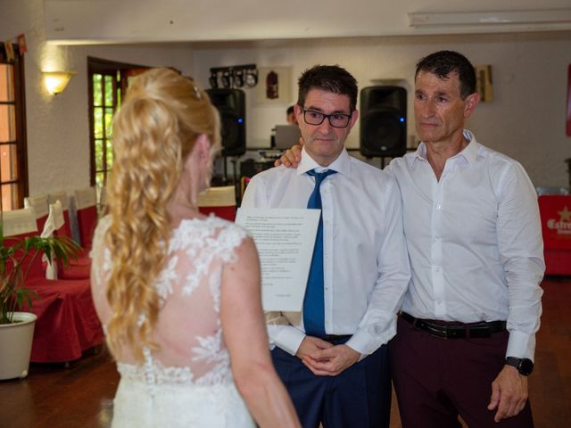 La boda de Jose y Yolanda en Sant Boi De Llobregat, Barcelona 18