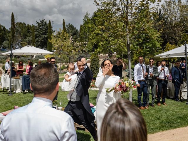 La boda de Cristian y María en Valdemorillo, Madrid 34