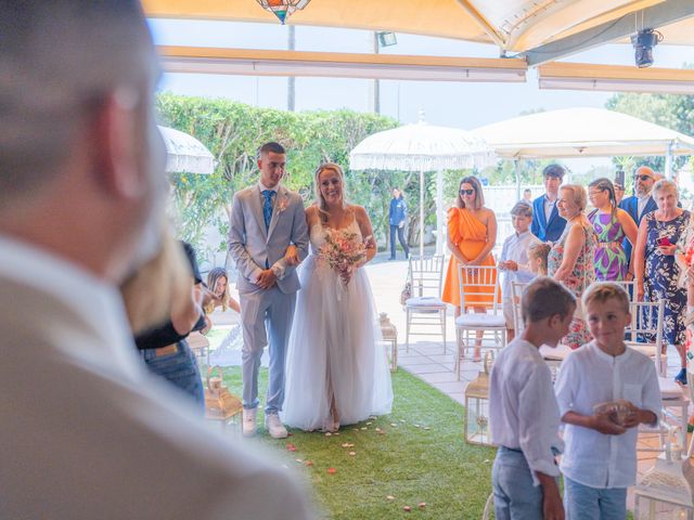 La boda de Jose y Desiree en Chiclana De La Frontera, Cádiz 13