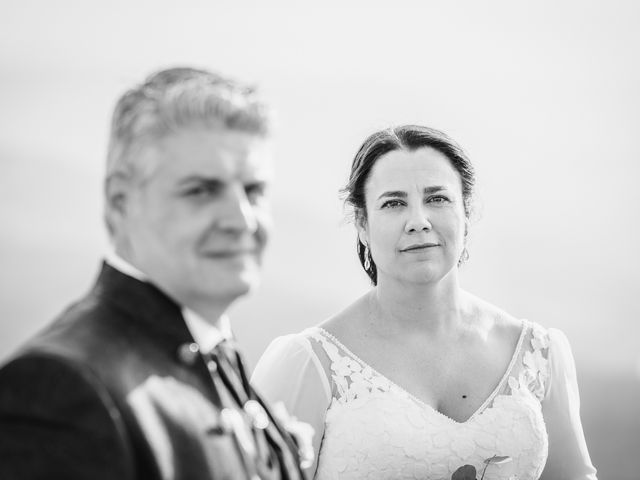 La boda de Carlos y Lorena en Ourense, Orense 25