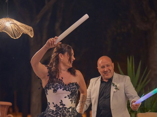 La boda de Antonio y Dayana en La/villajoyosa Vila Joiosa, Alicante 35