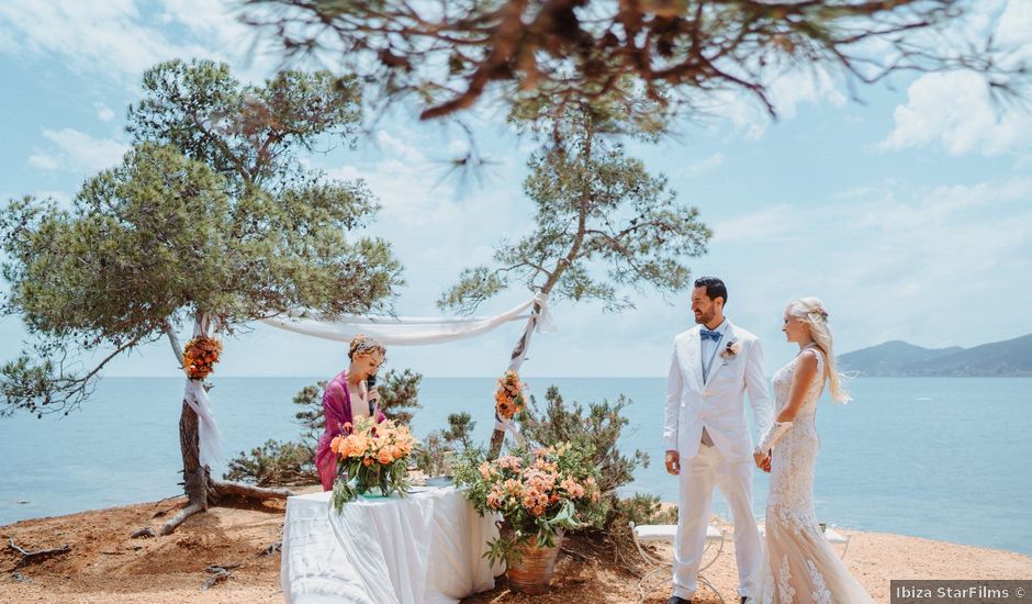 La boda de Javier y Isabel en Eivissa, Islas Baleares