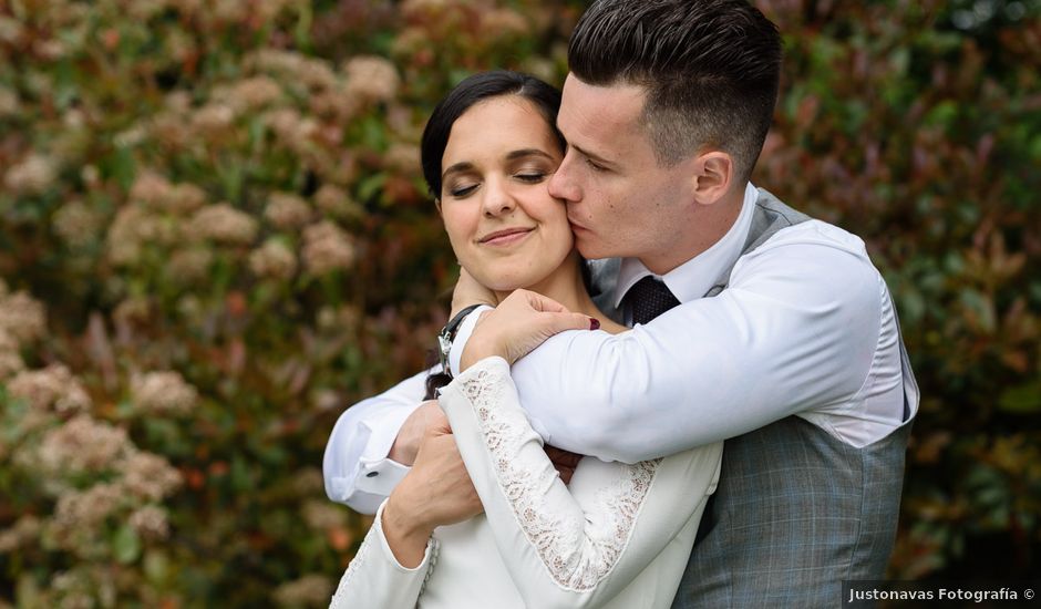 La boda de Cristian y María en Valdemorillo, Madrid