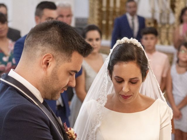 La boda de Esteban y Natalia en Llerena, Badajoz 35
