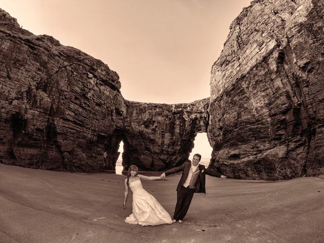 La boda de Miguel DJ y Carmen en Ponferrada, León 30