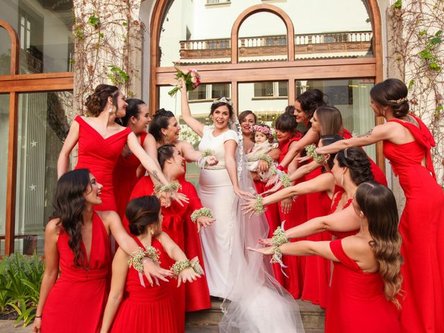 La boda de Jose y Cristina en Santa Cruz De Tenerife, Santa Cruz de Tenerife 2