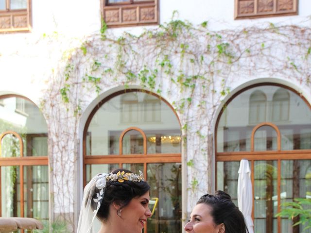 La boda de Jose y Cristina en Santa Cruz De Tenerife, Santa Cruz de Tenerife 32