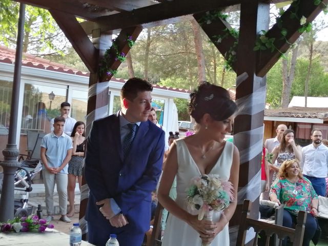 La boda de Diego y Lucia en Morata De Tajuña, Madrid 7
