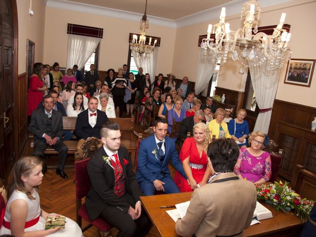 La boda de Efrén y Mónica en Soto Del Barco, Asturias 1