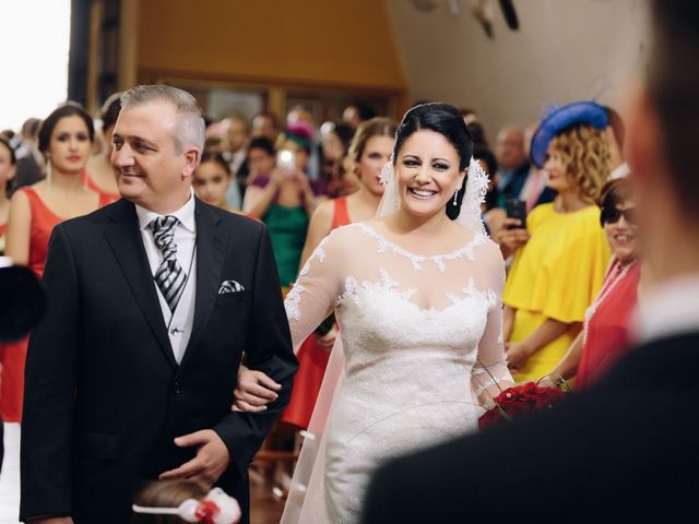 La boda de Jesús y Rocío en Utrera, Sevilla 13