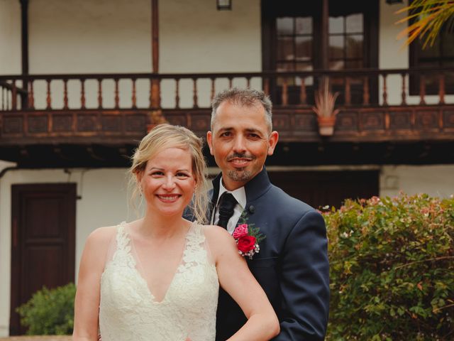 La boda de Daniel y Carol en La Orotava, Santa Cruz de Tenerife 17