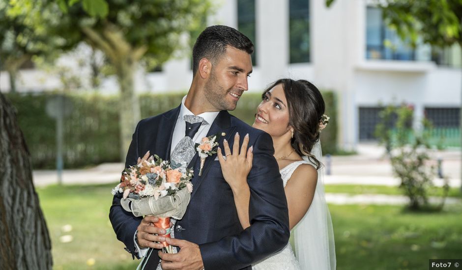 La boda de Ángel y Jennifer en Laguna De Duero, Valladolid