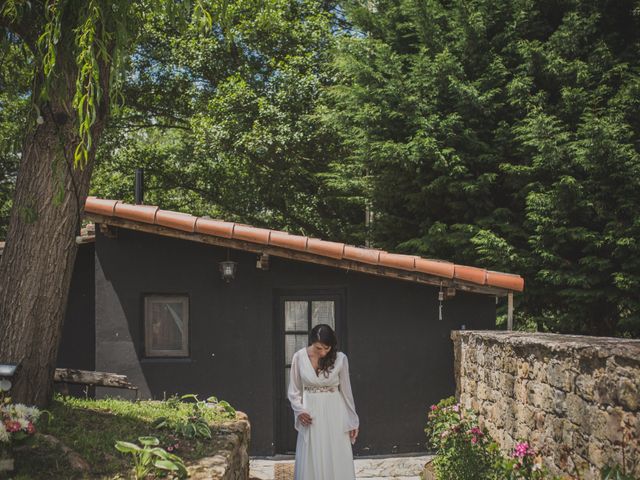 La boda de Javier y Irene en Polientes, Cantabria 41