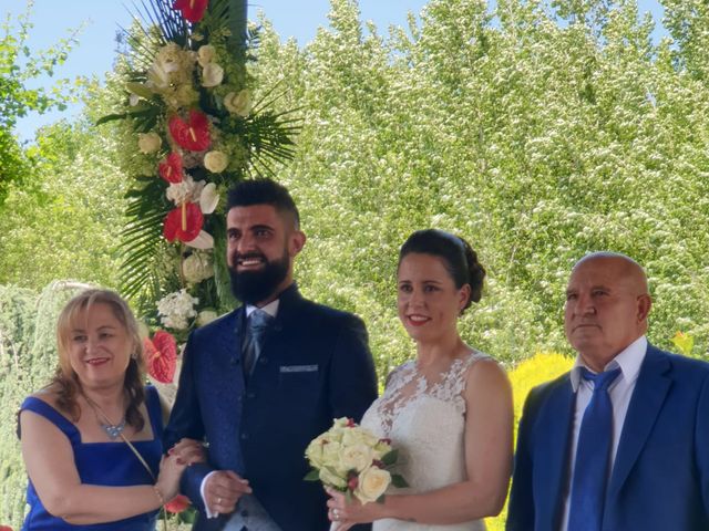 La boda de Dani y Lidia en Mansilla De Las Mulas, León 4