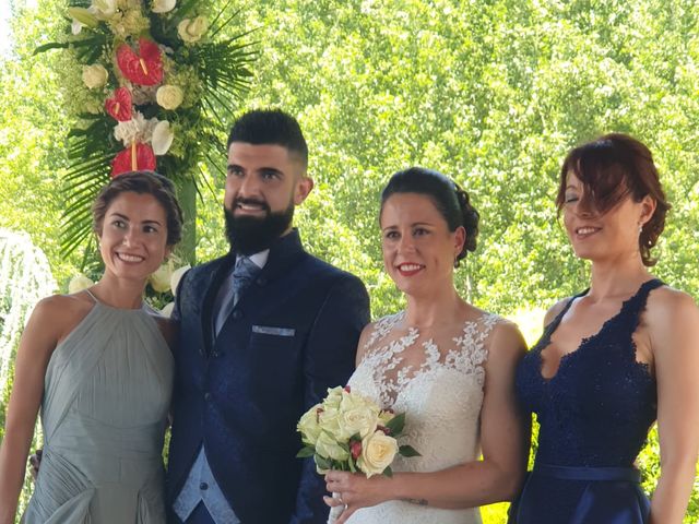 La boda de Dani y Lidia en Mansilla De Las Mulas, León 6