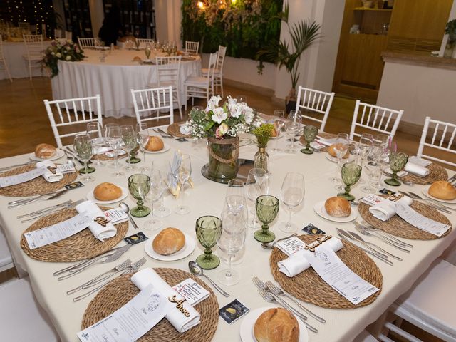 La boda de César y Jessy en Ponferrada, León 34