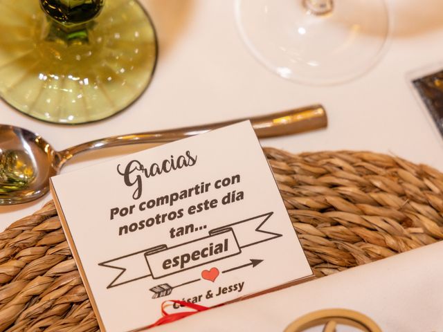 La boda de César y Jessy en Ponferrada, León 35