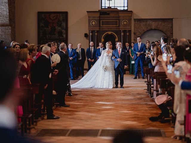 La boda de Jess y Joseca en Almodovar Del Campo, Ciudad Real 29