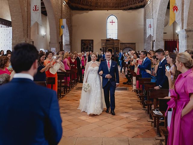 La boda de Jess y Joseca en Almodovar Del Campo, Ciudad Real 31