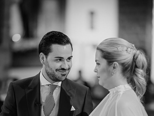 La boda de Jess y Joseca en Almodovar Del Campo, Ciudad Real 38