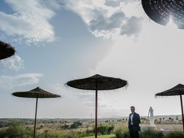 La boda de Roberto y Emma en San Agustin De Guadalix, Madrid 28