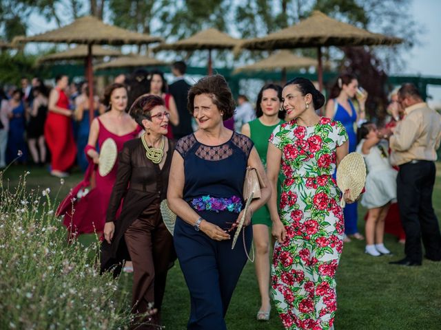 La boda de Roberto y Emma en San Agustin De Guadalix, Madrid 40