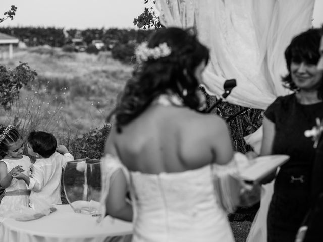 La boda de Roberto y Emma en San Agustin De Guadalix, Madrid 64