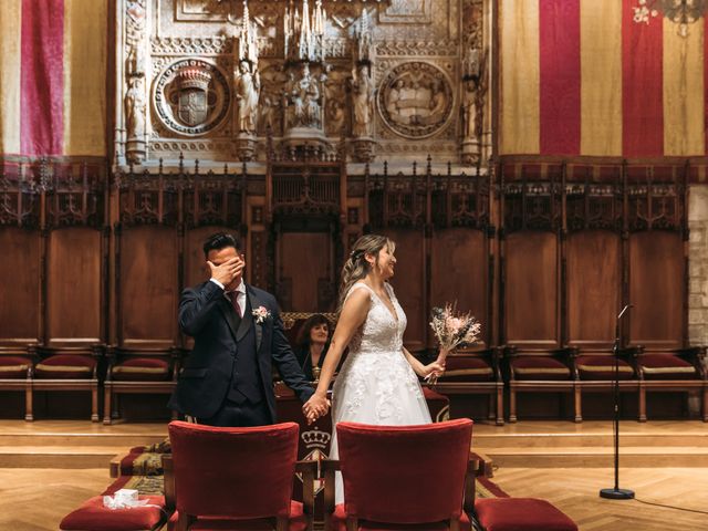 La boda de Edinson y Ximena en Sant Boi De Llobregat, Barcelona 40