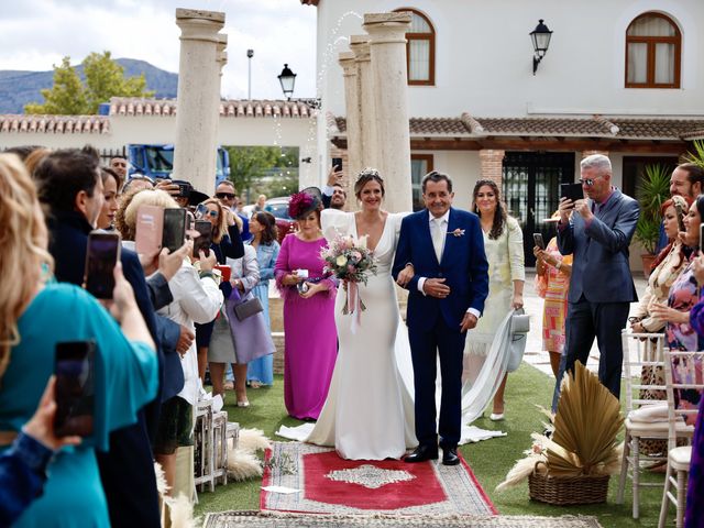 La boda de Tania y Ángel en Villanueva Del Rosario, Málaga 36
