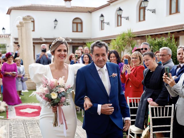 La boda de Tania y Ángel en Villanueva Del Rosario, Málaga 37