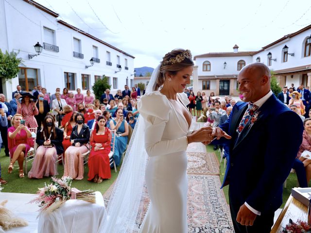 La boda de Tania y Ángel en Villanueva Del Rosario, Málaga 42