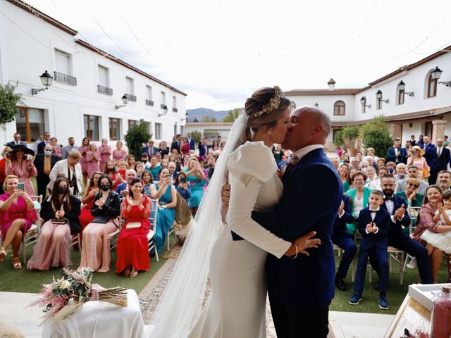 La boda de Tania y Ángel en Villanueva Del Rosario, Málaga 43