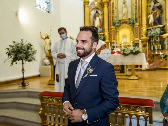 La boda de Raúl y Irene en San Roman De Los Montes, Toledo 43