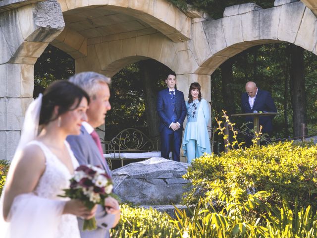 La boda de Iñigo y Alba en Huarte-pamplona, Navarra 13