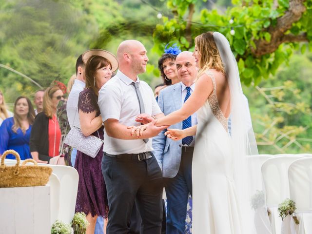 La boda de Dwayne y Natalie en Alella, Barcelona 22