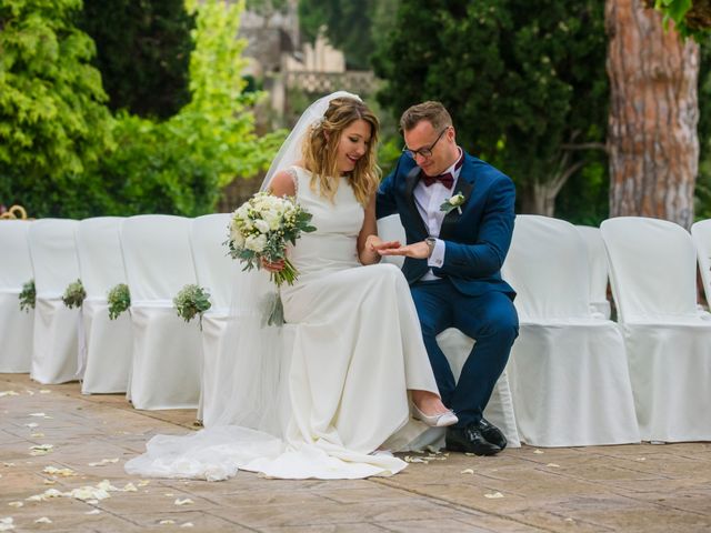 La boda de Dwayne y Natalie en Alella, Barcelona 33