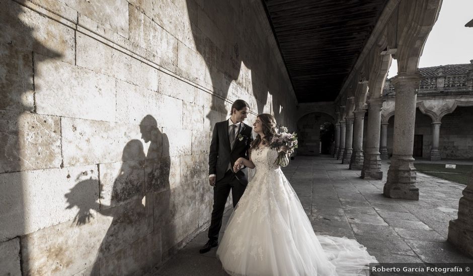 La boda de Guille y Mavi en Topas, Salamanca