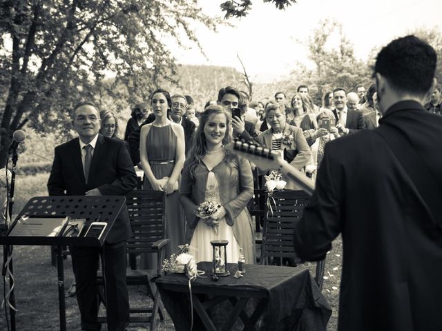 La boda de Rober y Miren en Muxika, Vizcaya 27