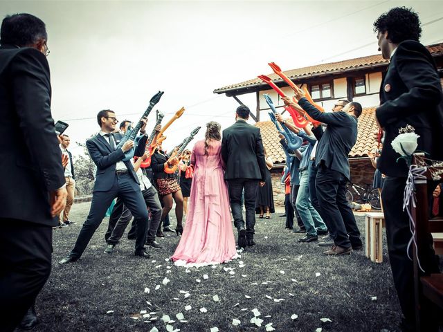 La boda de Rober y Miren en Muxika, Vizcaya 54