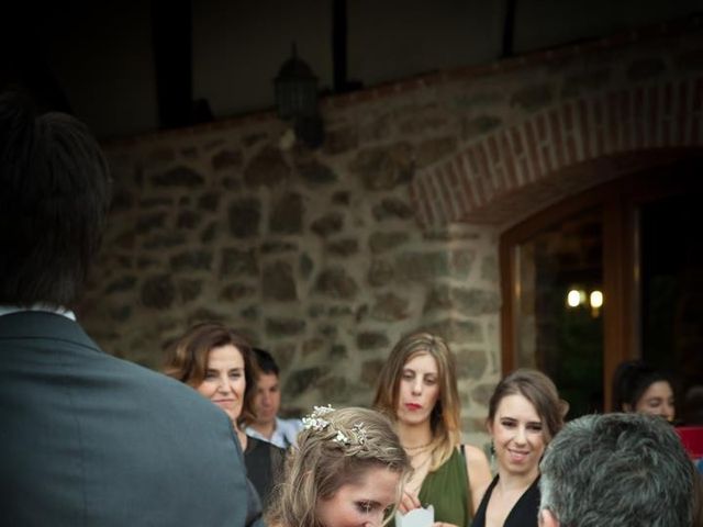 La boda de Rober y Miren en Muxika, Vizcaya 71