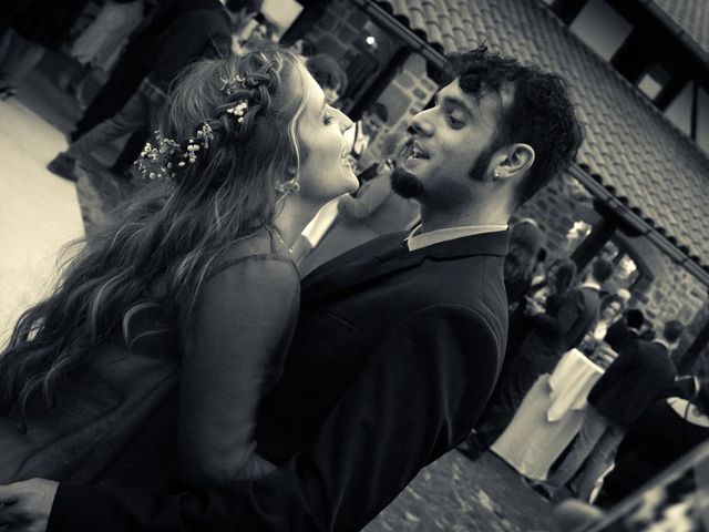 La boda de Rober y Miren en Muxika, Vizcaya 82
