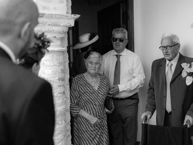 La boda de Jose Manuel y Azahara en Carmona, Sevilla 42