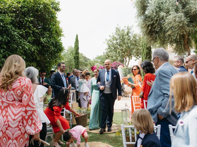 La boda de Jose Manuel y Azahara en Carmona, Sevilla 65
