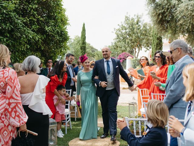 La boda de Jose Manuel y Azahara en Carmona, Sevilla 69