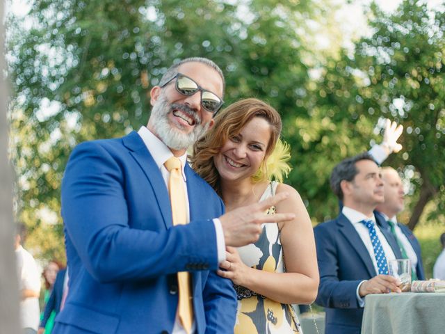 La boda de Jose Manuel y Azahara en Carmona, Sevilla 213