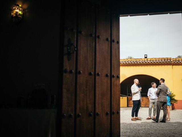 La boda de Mathew y Laura en Santiponce, Sevilla 137